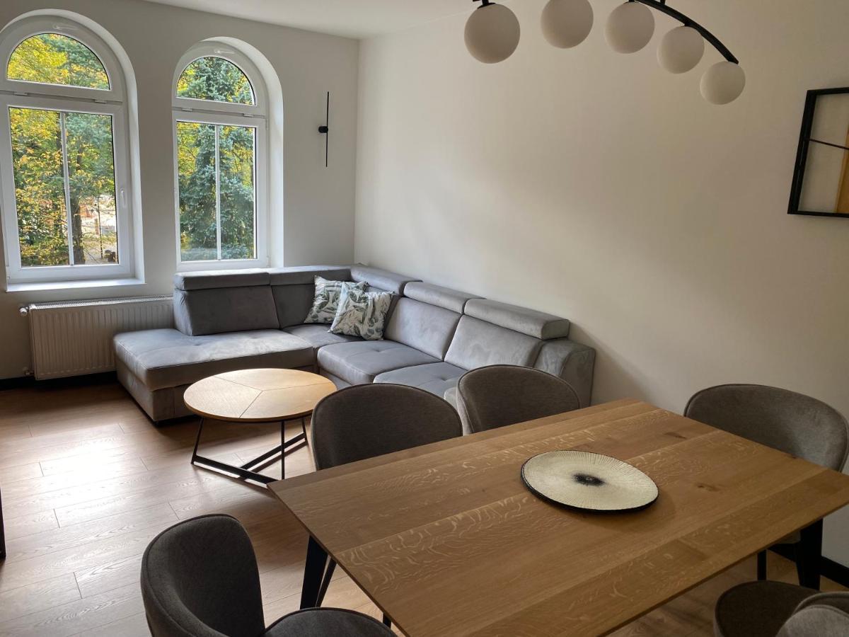 Apartamenty Przy Parku Szwedzkim Szczawno-Zdroj Exterior foto